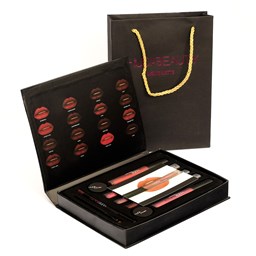 نمایش جزئیات برای پک آرایشی هدی بیوتی HUDA BEAUTY تصویر پک آرایشی هدی بیوتی HUDA BEAUTY