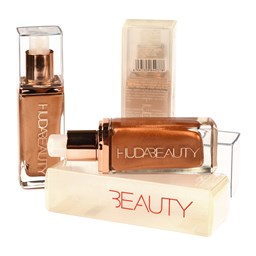نمایش جزئیات برای شیمر و هایلایتر بدن هدی بیوتی Huda Beauty تصویر شیمر و هایلایتر بدن هدی بیوتی Huda Beauty