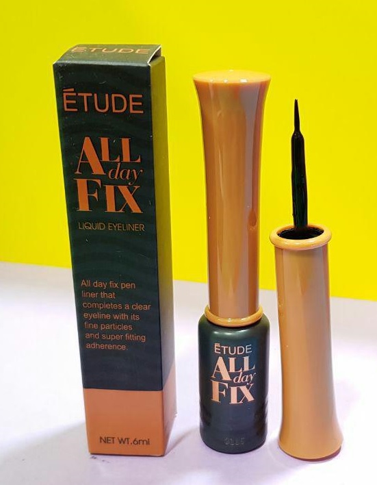 تصویر خط چشم مویی اتود Etude